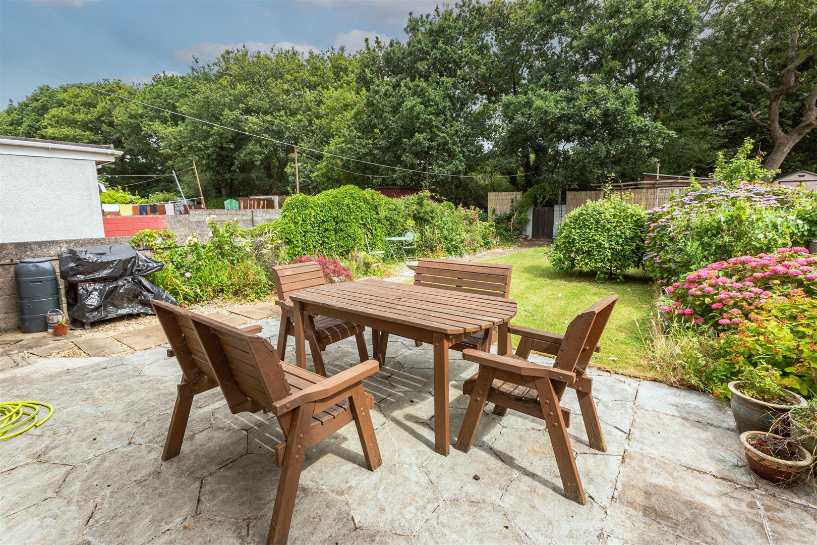 Caegar, Llanelli, SA14 9NR